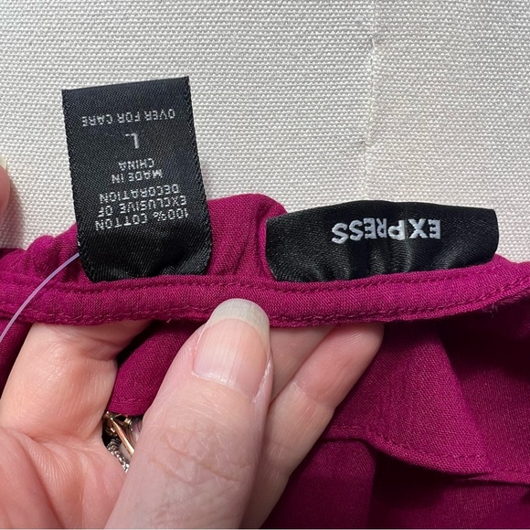 NWT Express Off the Shoulder Tank - Picture 7 of 7